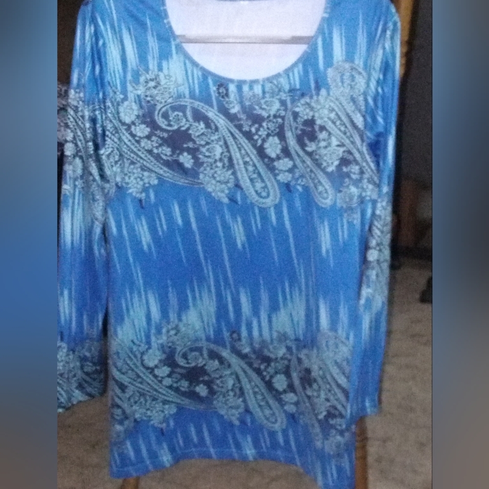 Women's Long Sleeve Blue Paisley Top